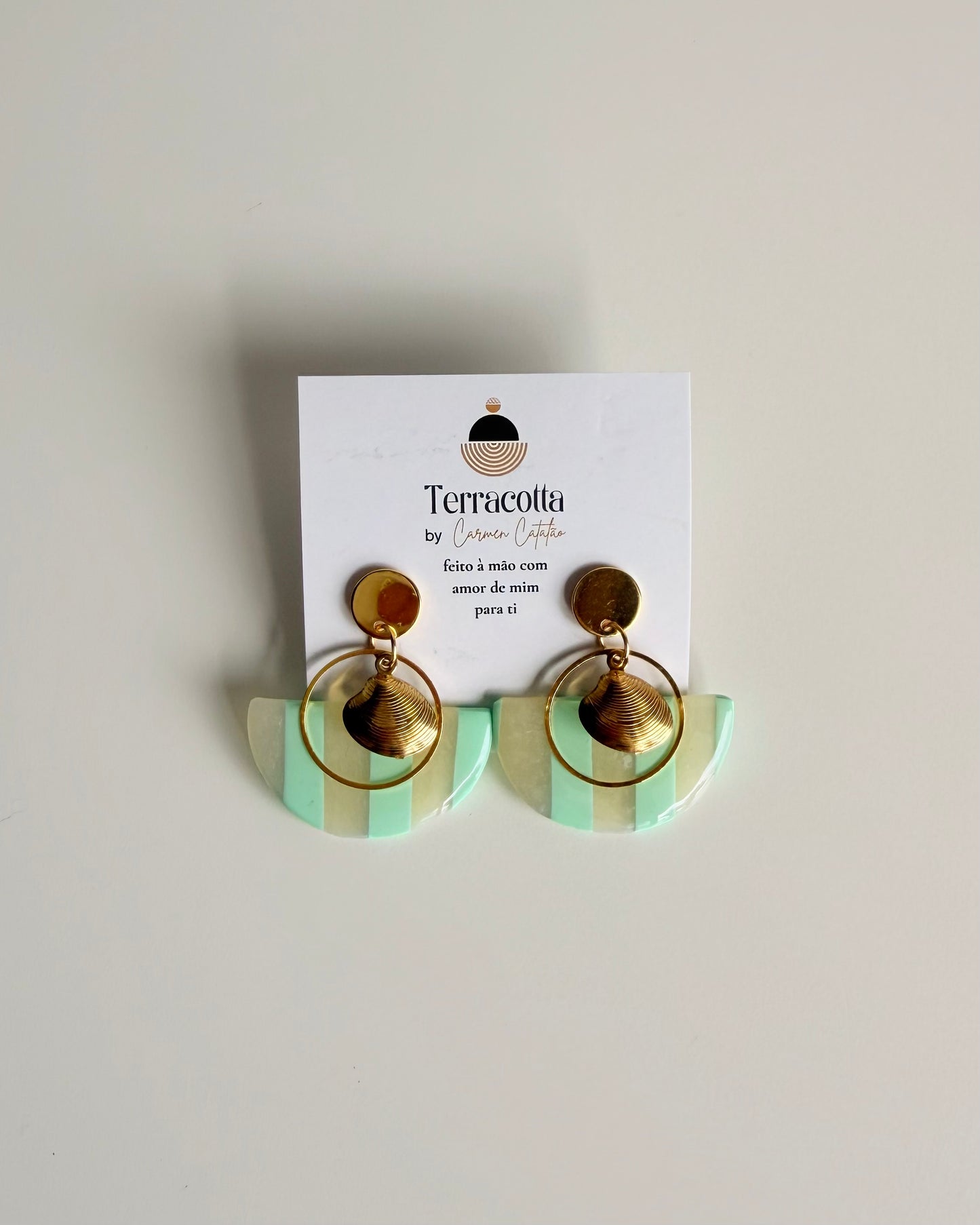 Brincos Aqua Shell