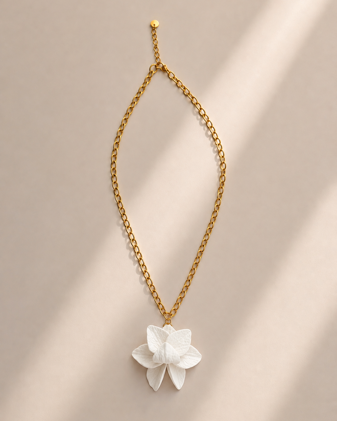 Colar Lotus Brancos