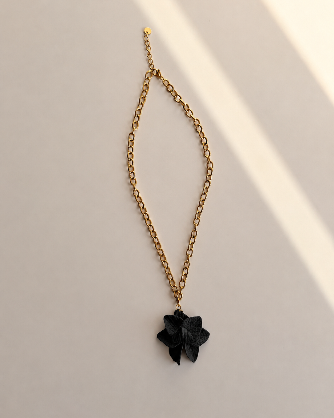 Colar Lotus Preto