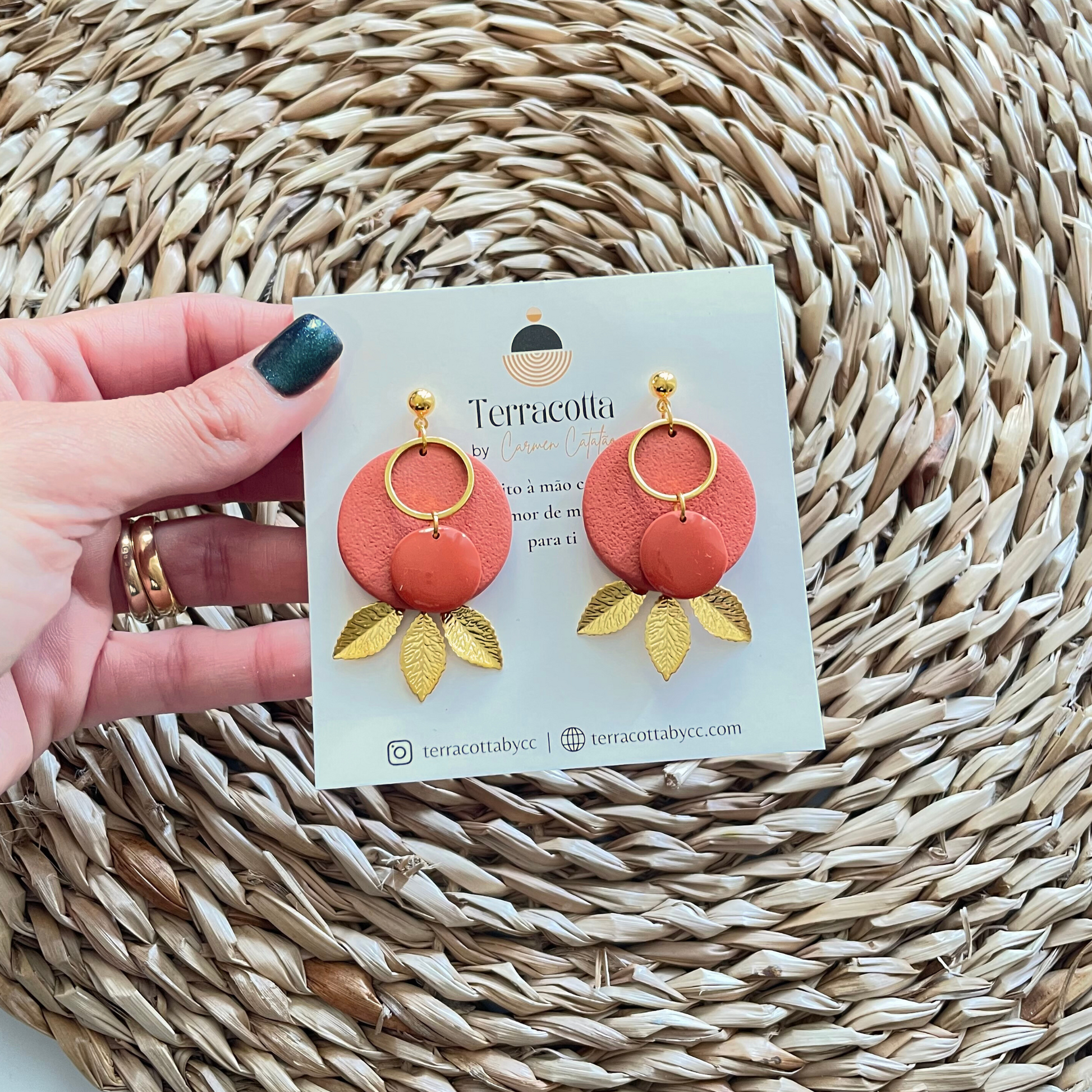 Full Moon botanical Earrings terracota dourado