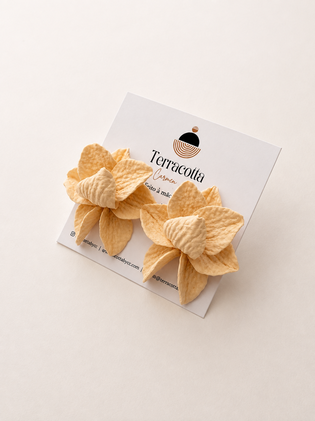 Lotus Mini Yellow Butter