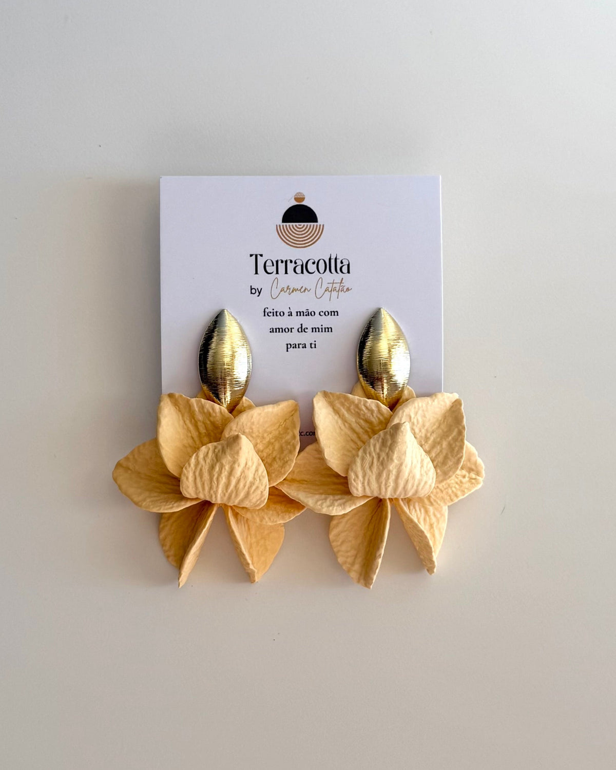 Lotus Amarelo Pastel