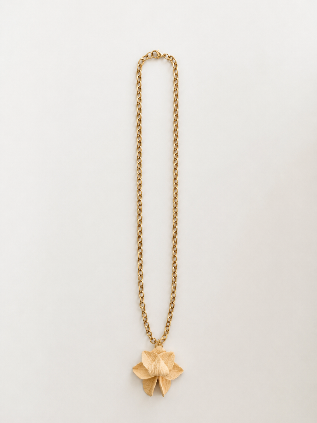 Colar Lotus Butter Yellow